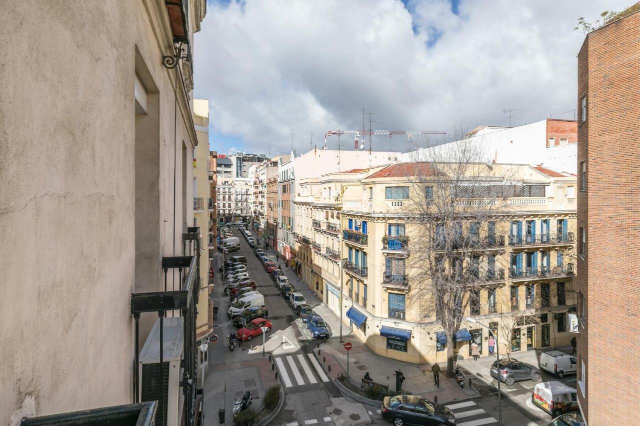 Agradable piso de dos habitaciones en Chamberí Madri Exterior foto